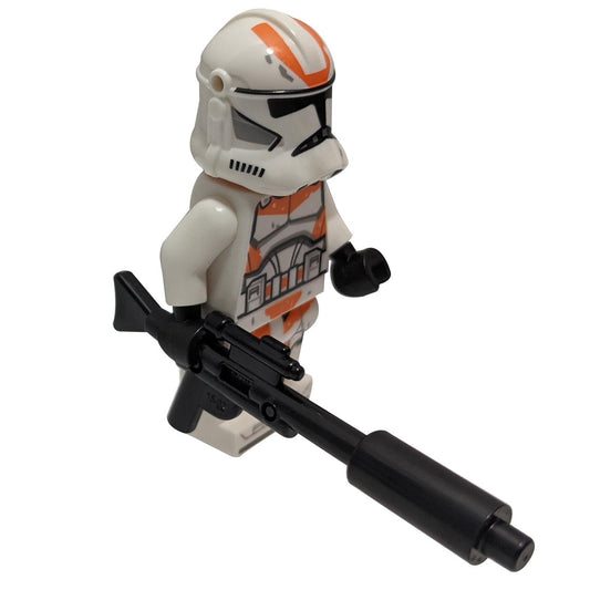 LEGO Minifigure Clone Trooper, 212th Attack Battalion (Phase 2) - White Arms (75337) with weapon - sw1235wpnew (stance with weapon)