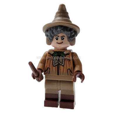 Professor Pomona Sprout, Schmutziger Umhang, Stiefel mit Waffe 