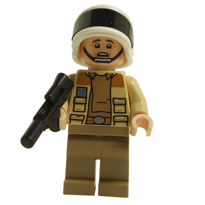 Captain Antilles mit Waffe 