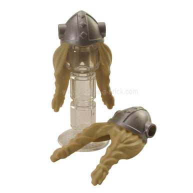 Minifigur, Haare lang mit metallischem silbernen Wikingerhelm mit seitlichen Löchern Muster 