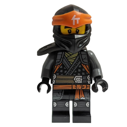 LEGO Minifigure Cole - Crystalized (71771) - njo782new (standing pose with armor close-up)