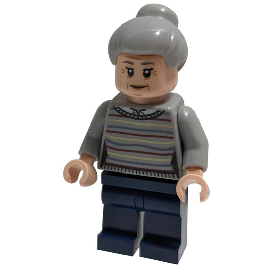 LEGO Minifigure Aunt May - Light Bluish Gray Sweater - sh0721new