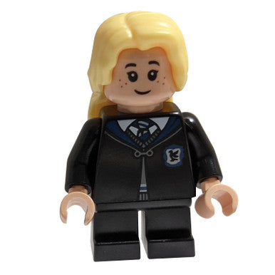 Luna Lovegood, Ravenclaw Robe 